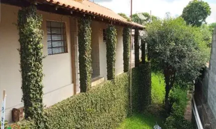 Casa para venda em Jundiaí-SP, Vila Rio Branco: 1 quarto, 1 sala, 1 banheiro, 2 vagas de garagem, 91m² - Imperdível!