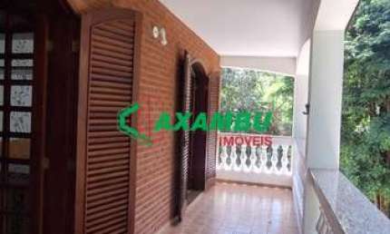 Chácara para Locação em Jundiaí-SP, no Bairro Caxambu: 3 Quartos, 1 Suíte, 2 Salas, 3 Banheiros, 3 Vagas de Garagem, 200m² de Área.