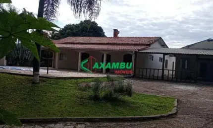 Chácara  para Locação bairro Caxambu - 4 quartos, 2 salas, 2 banheiros - 250m² de Área