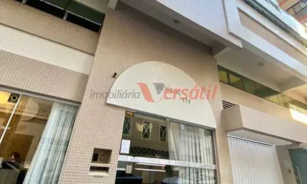Apartamento com 03 suÍtes e 03 vagas de garagem , Meia Praia, Itapema - SC