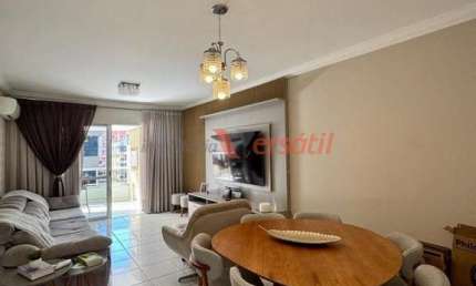 Apartamento com 03 quartos e 02 vagas de garagem, Meia Praia, Itapema - SC