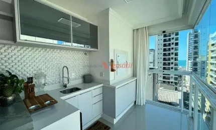 Fino acabamento mobiliado com 3 suites 3 vagas , Meia Praia, Itapema - SC