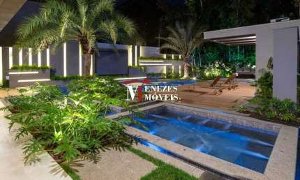 Casa Nova Alto Padrão em Riviera de São Lourenço - Ref. 2048