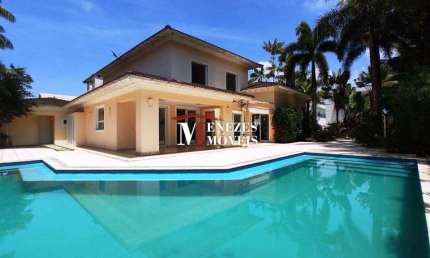 Casa a venda em Condomínio Fechado Hanga Roa ref. 2068