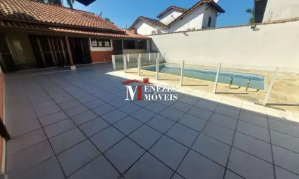 Casa Térrea a venda em Bertioga - bairro Centro - Ref. 2196
