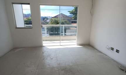 CASA DUPLEX - 360 m² - 03 DORMITÓRIO -SUITE -VARANDA E QUINTAL