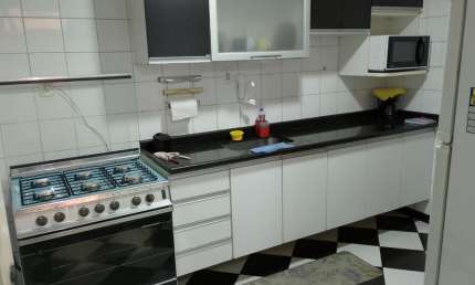 CASA DUPLEX - 72 m² - 02 DORMITÓRIOS - QUINTAL - SACADA - VARANDA - CHURRASQUEIRA -GARAGEM