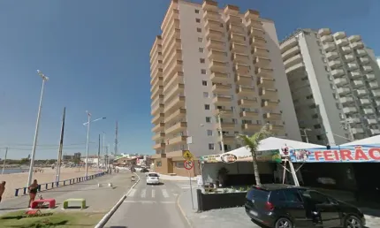 Apartamento mobiliado em prédio frente mar na Praia Central de Barra Velha!