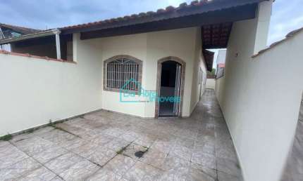 Casa com 2 quartos à venda no Balneário Tupy, Itanhaém , 60 m2 por R$ 255.000