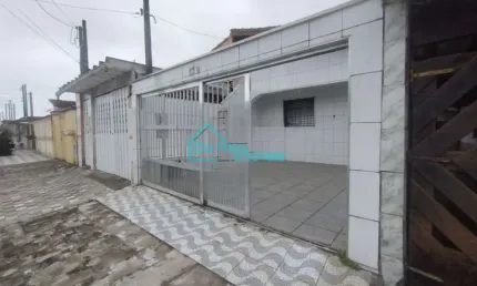 Casa com 2 quartos à venda em Vera Cruz, Mongaguá , 50 m2 por R$ 260.000
