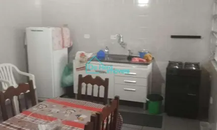 Casa com 2 quartos à venda no Centro, Mongaguá  por R$ 450.000