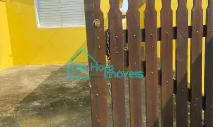 Casa com 2 quartos à venda no Parque Balneário Comodoro, Mongaguá  por R$ 230.000