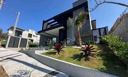 Casa em condomínio fechado com 4 quartos à venda na Avenida João XXIII, 3904, Jardim São Pedro, Mogi das Cruzes, 185 m2 por R$ 2.200.000