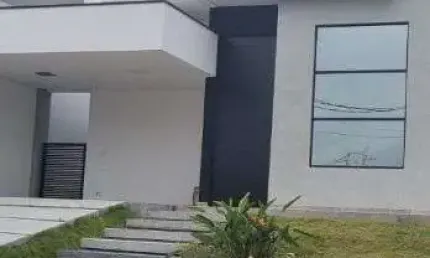 Condomínio Aruã - Casa à venda no condomínio Aruã, com 3 suítes, sendo 1 master com closet.