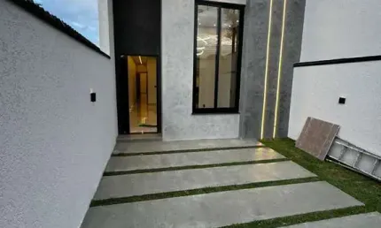 Casa com 2 dormitórios, sendo 1 suíte à venda no bairro Jardim Layr em Mogi das Cruzes