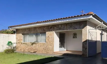 Casa com 3 dormitórios á venda no bairro vila mogilar em mogi das cruzes