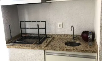Apartamento Mobiliado 2 Dorms com Suíte e Varanda no Mogila
