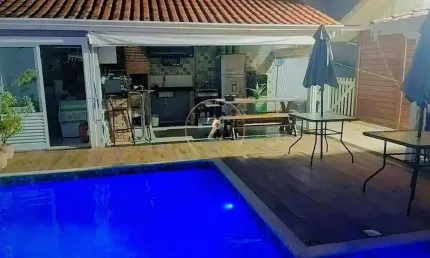 Condomínio Aruã - Sobrado à Venda no Condomínio Aruã - 4 Dormitórios, Piscina e Espaço Gourmet em Mogi das Cruzes