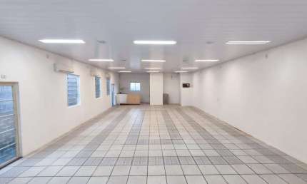 Sala Comercial para Venda em Porto Alegre, Lomba do Pinheiro, 1 dormitório, 2 banheiros