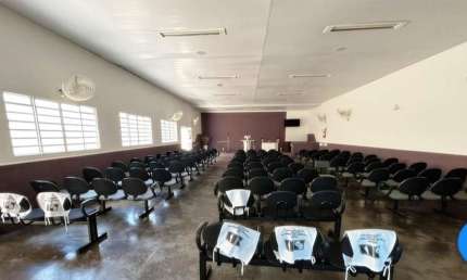 Sala Comercial para Venda em Uberlândia, Jardim das Palmeiras, 1 dormitório, 2 banheiros