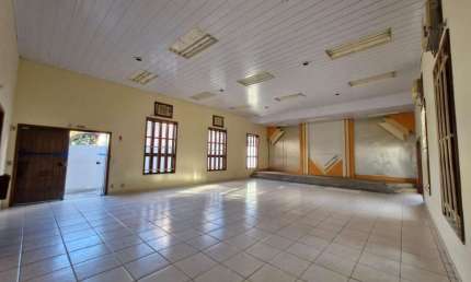 Sala Comercial para Venda em Iguaba Grande, Pq dos Pinheiros, 1 dormitório, 2 banheiros