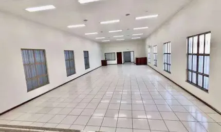 Sala Comercial para Venda em Paraíba do Sul, Salutares, 1 dormitório, 2 banheiros