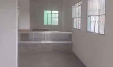 Sala Comercial para Venda em Queimados, Vila São Francisco, 1 dormitório, 2 banheiros