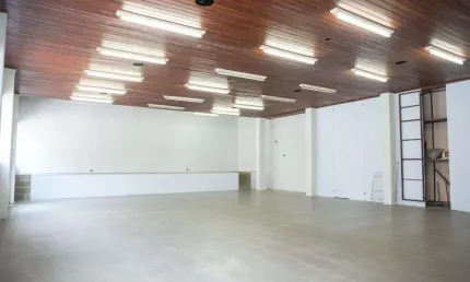 Imóvel Comercial para Venda em Nova Friburgo, Conselheiro Paulino, 1 dormitório, 2 banheiros