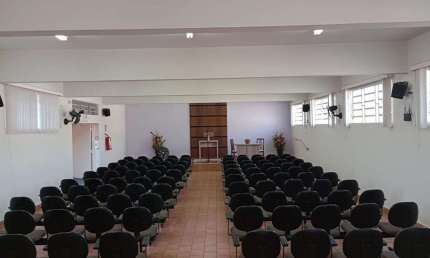 Imóvel Comercial para Venda em Uberaba, Santa Maria, 1 dormitório, 2 banheiros