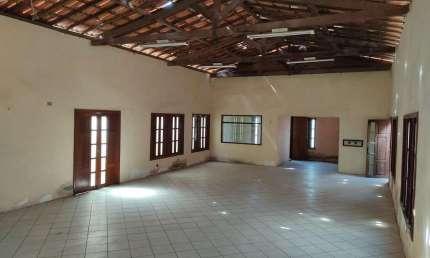 Imóvel Comercial para Venda em Feira de Santana, Muchila, 1 dormitório, 2 banheiros