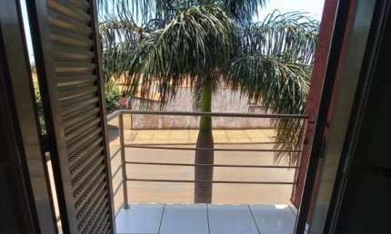 Sobrado para Venda em Panorama, Ginásio, 2 dormitórios, 1 banheiro, 1 vaga