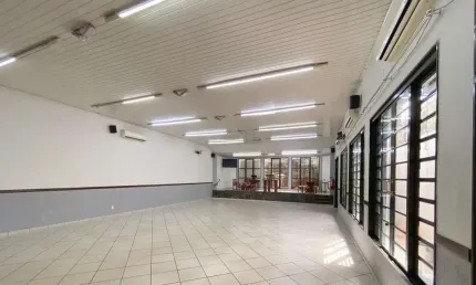 Ponto Comercial para Venda em Sertãozinho, Vila Industrial, 2 dormitórios, 2 banheiros