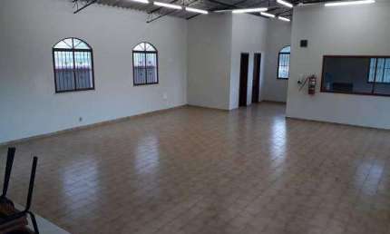 Ponto Comercial para Venda em Miguel Pereira, Governador Portela, 1 dormitório, 2 banheiros