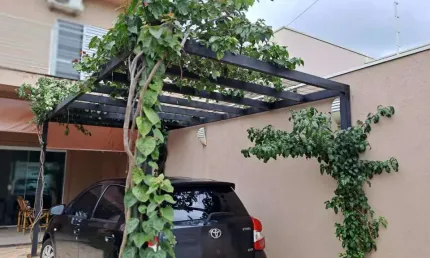 Sobrado para Venda em Ribeirão Preto, Bonfim Paulista, 3 dormitórios, 1 suíte, 2 banheiros, 3 vagas