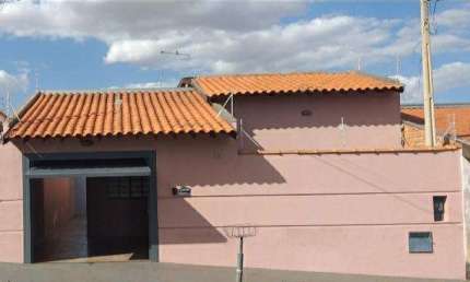 Casa para Venda em Jardinópolis, Adão do Carmo Leonel, 3 dormitórios, 1 suíte, 3 banheiros, 2 vagas