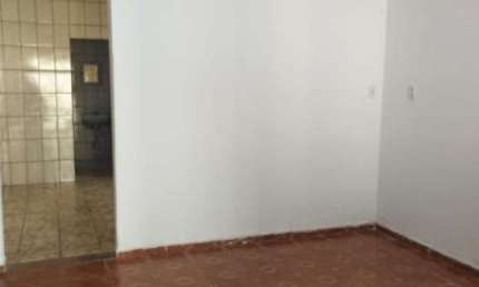 Casa para Locação em Ribeirão Preto, Ipiranga, 2 dormitórios, 1 banheiro, 1 vaga