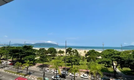 Maravilhoso apartamento com 3 suítes no bairro do Gonzaga em Santos R$1.100.000,00