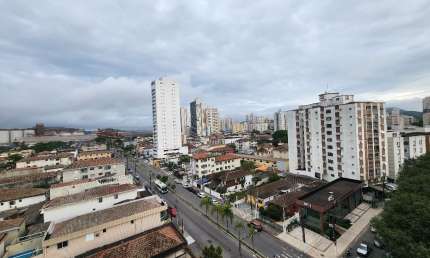 Apartamento com 2 dormitórios e garagem individual na Ponta da Praia, valor R$540.000,00