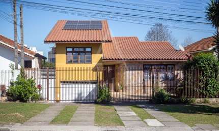 Casa com 3 quartos à venda na Rua Sebastião Alves Ferreira, 134, Bairro Alto, Curitiba