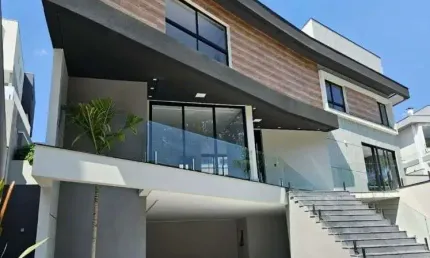 OPORTUNIDADE COM FLEXIBILIDADE NA NEGOCIAÇÃO- Casa com 4 dormitórios à venda,  R$ 3.100.000 -  Residencial Real Park - Arujá/SP