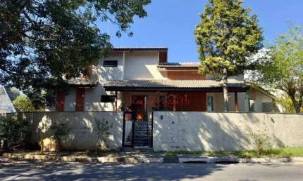 Casa com 4 dormitórios, 286 m² - venda por R$ 1.700.000,00 ou aluguel por R$ 9.500,00/mês - Caputera - Arujá/SP