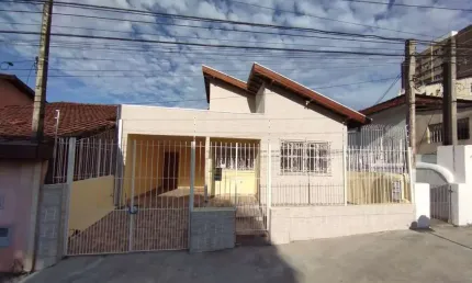 Casa para Locação em São José dos Campos, Jardim Bela Vista, 3 dormitórios, 1 suíte, 2 banheiros, 2 vagas