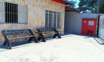Casa para Locação em São José dos Campos, Jardim Oriente, 4 dormitórios, 1 suíte, 3 banheiros, 3 vagas