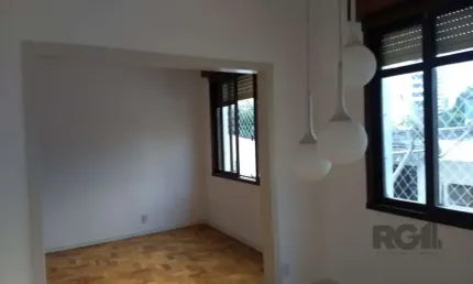 Apartamento 2 dormitórios à venda Petrópolis Porto Alegre/RS