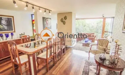 Imobiliária Orientta ALUGA CASA no Bairro Menino Deus