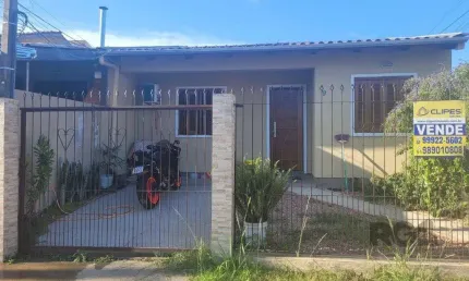 Casa com 3 quartos à venda na Rua Antônio Ribeiro Messias, 97, Hípica, Porto Alegre