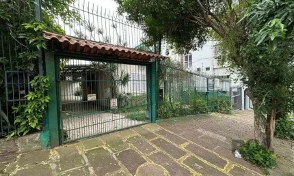 Casa com 3 quartos à venda na Rua São Mateus, 942, Bom Jesus, Porto Alegre