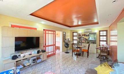 Casa 3 dormitórios à venda Teresópolis Porto Alegre/RS