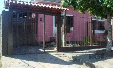 Casa com 4 quartos à venda na Avenida Quaraí, 517, Nonoai, Porto Alegre
