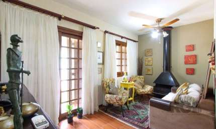 Casa com 4 quartos à venda na Rua São Sebastião do Cai, 50, Camaquã, Porto Alegre